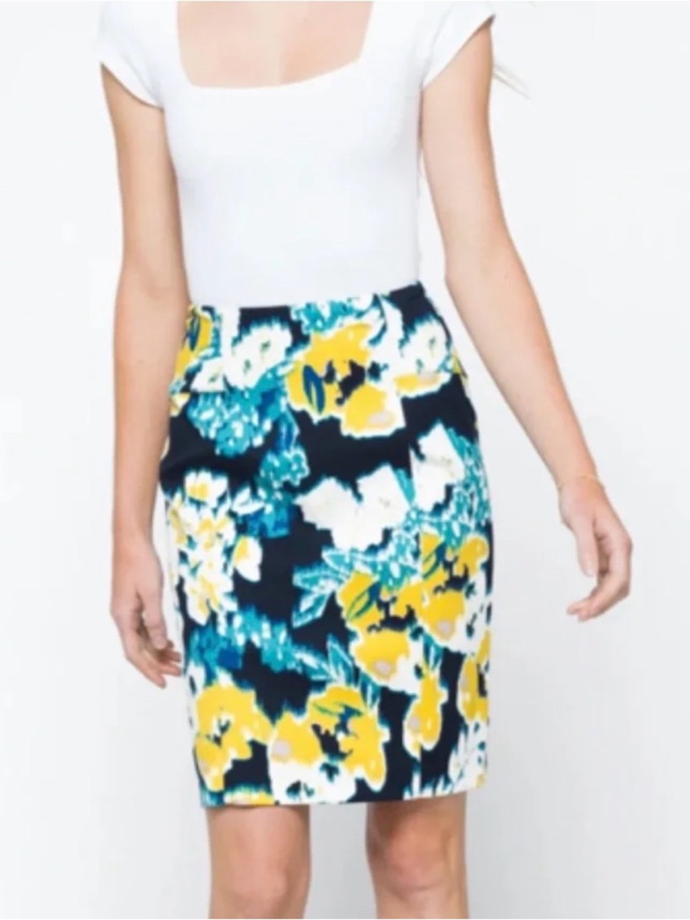 Lysse EUC Floral Pencil Skirt in Navy, Yellow & Teal large